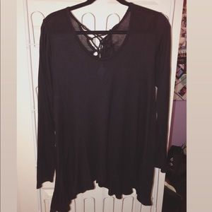 Bloomingdales ribbed lightweight long sleeve top